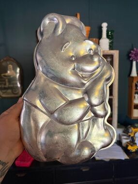 Vintage Wilton Silver Winnie the Pooh Cake Pan 1971